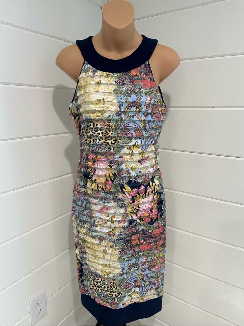 Joseph Ribkoff Floral Abstract Midi Dress. Size 6 Women’s
